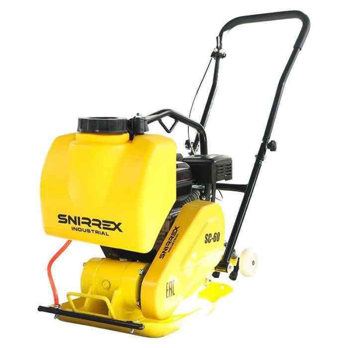 Виброплита SNIRREX SC-60(6.5 л/с; сила 10 К/н; уплотн 20 см; 60кг бак, коврик )
