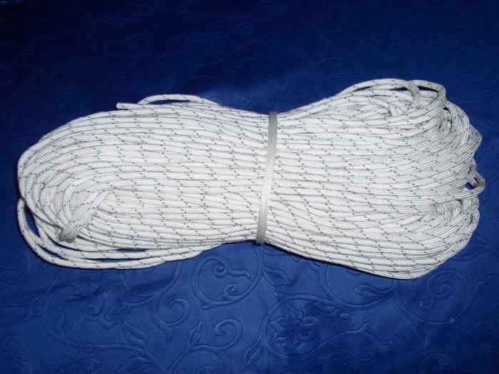 Шнур полиамидный крученый 6 мм 3 пряди, разрывная нагрузка 700 кг Бухта 150м