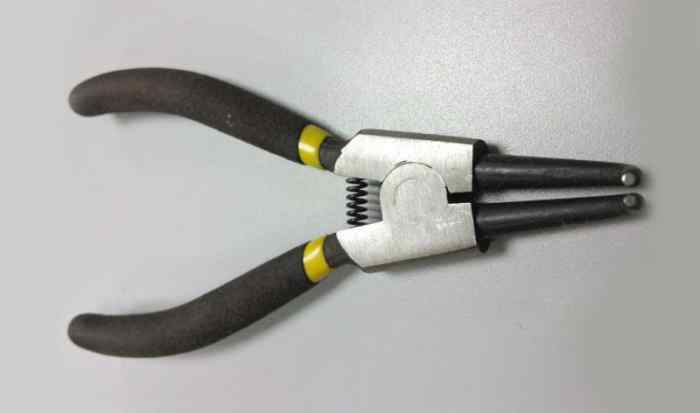 Съемник стопорного кольца (сжим изогнутый) /СЕРВИС КЛЮЧ