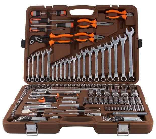 Набор инструмента торцевые головки 4 32 мм 1/4", 3/8", и 1/2"DR и аксессуары к ним, 141 пр./OMBRA