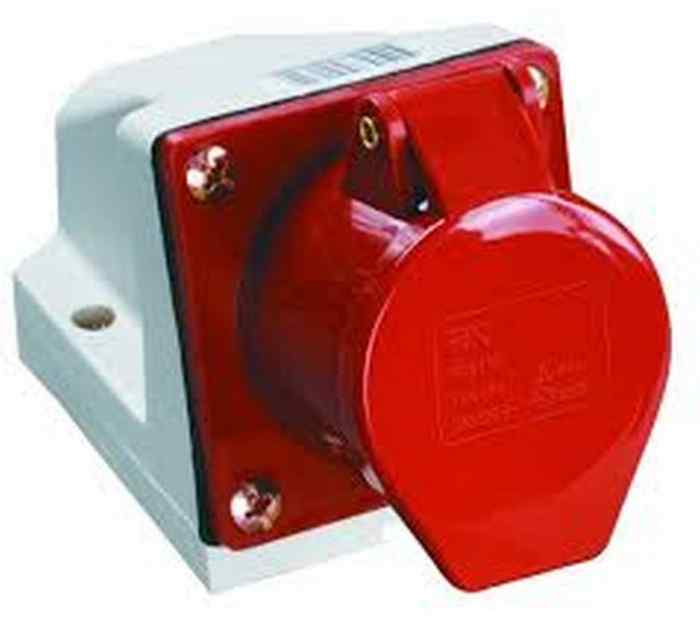 Розетка 124 настенного монтажа 32А 3P+РE 380В ИЭК