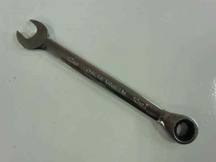 Ключ трещеточный 12мм (холодный штамп) CR-V /СЕРВИС КЛЮЧ