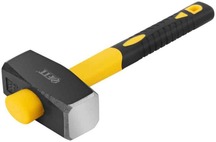 Кувалда кованая, фиберглассовая усиленная ручка Профи 1,5 кг FIT