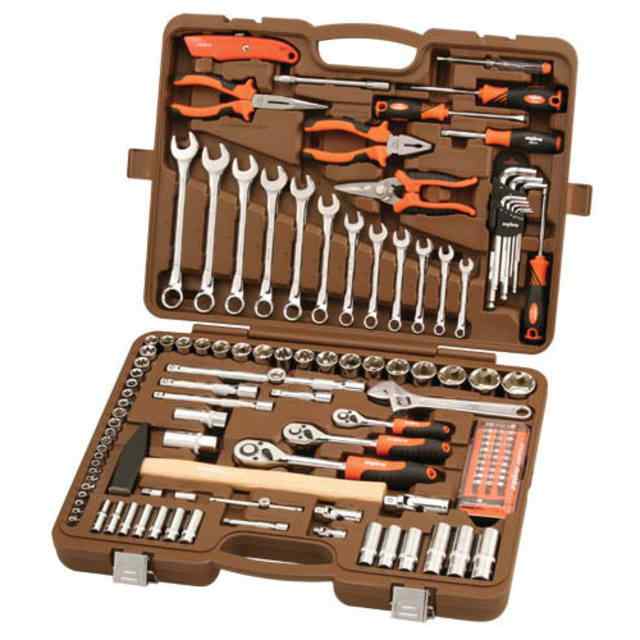 Набор инструмента универсальный 4-32мм, 1/4", 3/8", 1/2" 131 пр./OMBRA