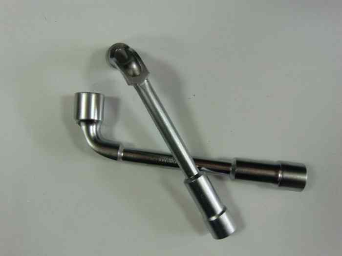 Ключ Г-образный под шпильку 19 мм (6 граней) / СЕРВИС КЛЮЧ