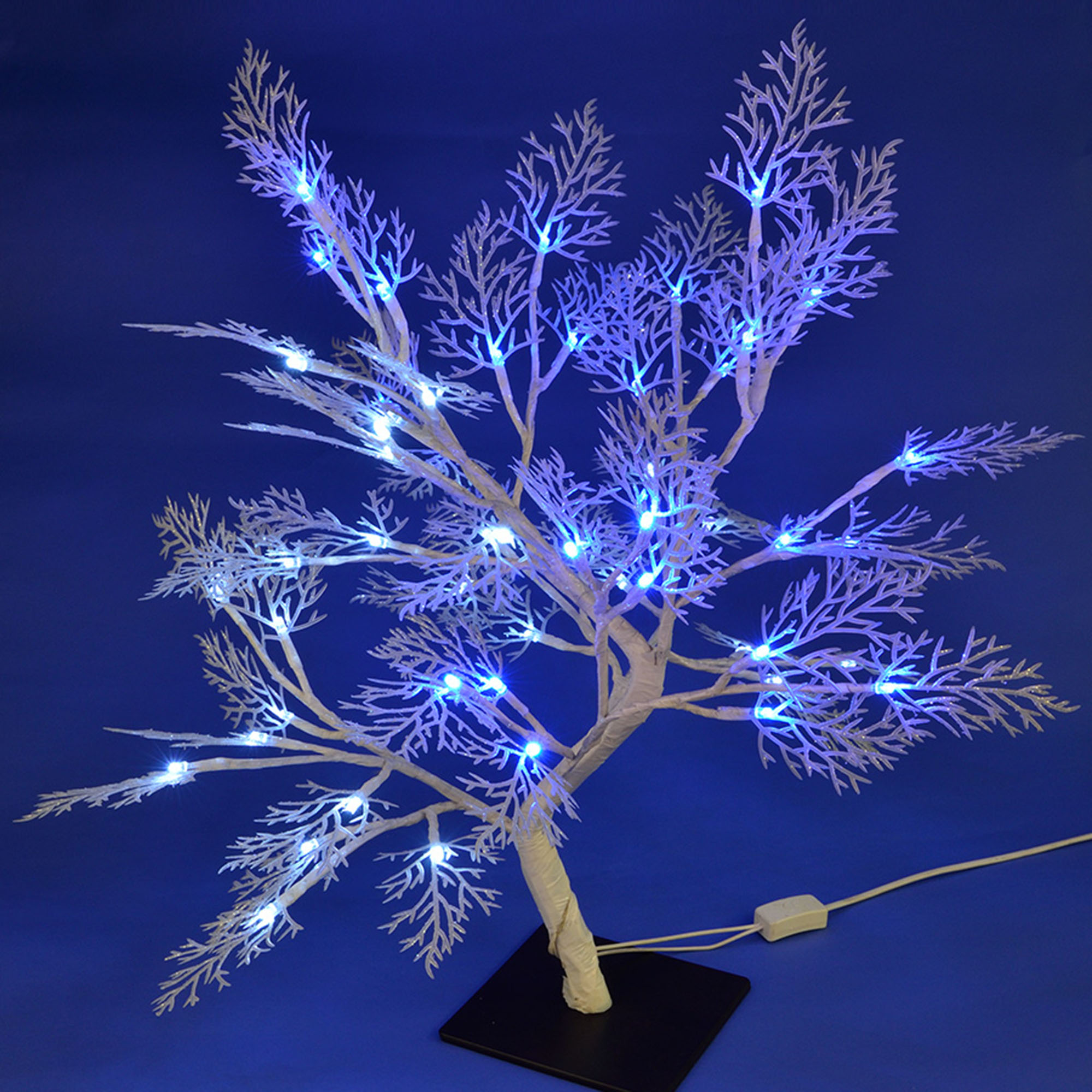 Дерево светодиодное Морозко 50 см 54 светодиода Синий и белый свет Провод белый ULD-T3550-054 