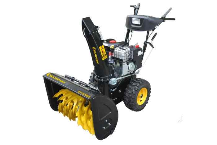 Снегоотбрасыватель CHAMPION  ST1170BS (13,5лсB&S2100 70см6F/2Rколеса5.6л121кг эл.стартер,фара,обогр)